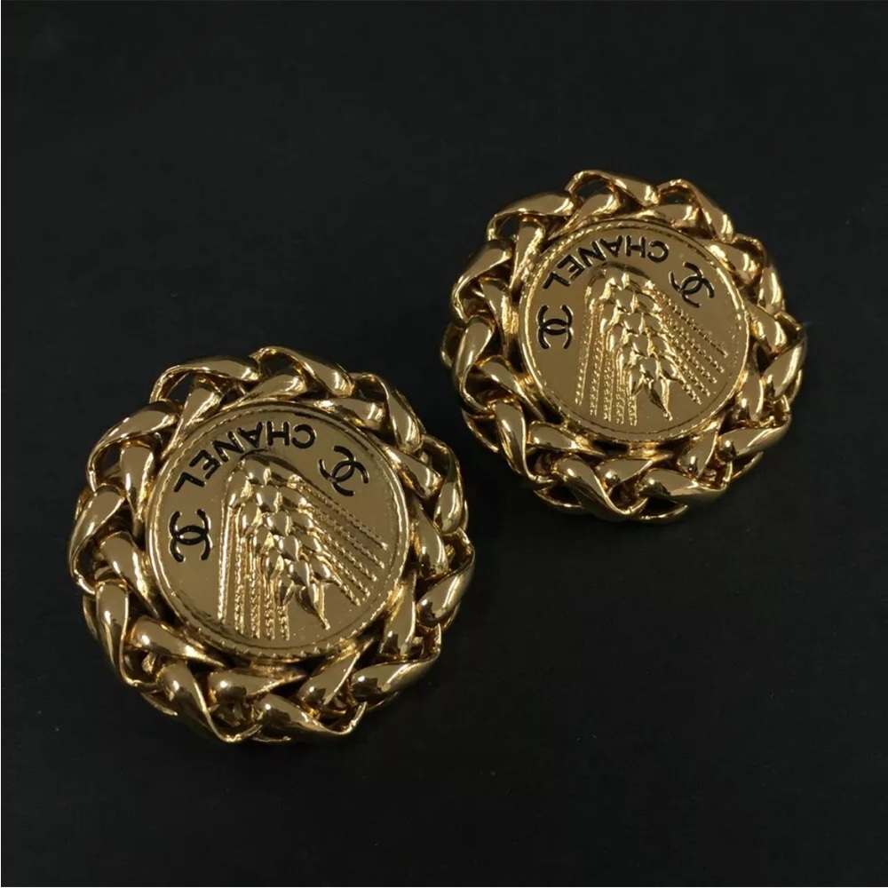 CHANEL CC Logo Ears of Wheat Gold Tone Earrings - Picture 5 of 5